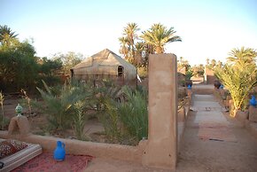 Kasbah Les Alizes Du Desert