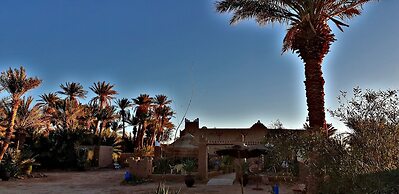 Kasbah Les Alizes Du Desert