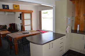 Cozy Home East Auckland