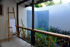 Coconut Beach Resort