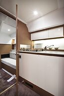 Vietyacht Marina Club - Halong Bay Cruise