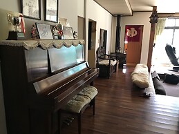 Hakuba Iwatake Lodge Gakuyuso