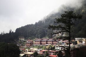 Fenchihu Hotel