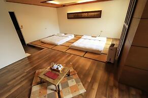 Fenchihu Hotel