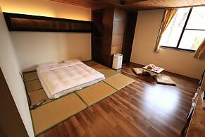 Fenchihu Hotel