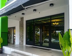 The Loft Plaza Hotel