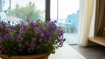 Costa Domus Blue Luxury Apartments