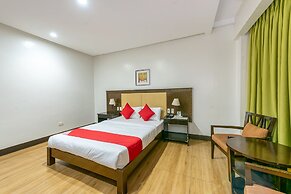 Capital O 176 Bliss Hotel