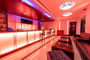 Capital O 176 Bliss Hotel