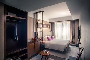 Soravit on Granville