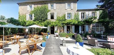 Hôtel La Roseraie
