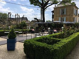 Hôtel La Roseraie
