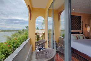 Little Riverside. A Luxury Hotel & Spa