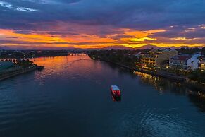 Little Riverside. A Luxury Hotel & Spa