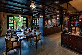 Little Riverside. A Luxury Hotel & Spa