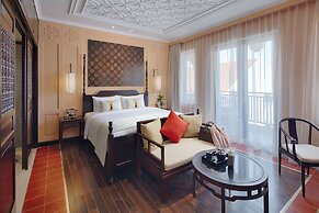 Little Riverside. A Luxury Hotel & Spa