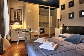 Logicasa Apartment Tower Gate