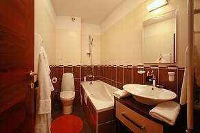 Monte Carlo Palace Suites