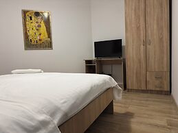 Monte Carlo Palace Rooms