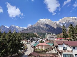 Iri Busteni Hotel