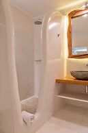 Villa Elina Suites And More