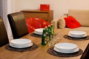 Golden Sun Apartments - Port