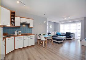 Golden Sun Apartments - Port