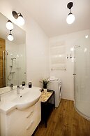 Golden Sun Apartments- Polanki