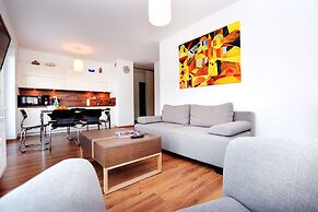 Golden Sun Apartments- Polanki