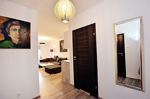 Golden Sun Apartments- Polanki