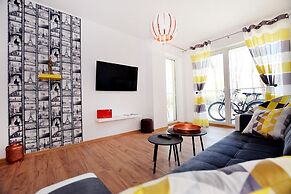 Golden Sun Apartments- Polanki