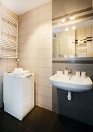 Golden Sun Apartments- Polanki