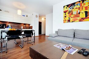 Golden Sun Apartments- Polanki