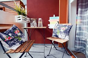 Golden Sun Apartments- Polanki