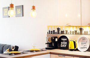 Golden Sun Apartments- Polanki