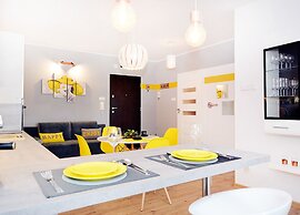 Golden Sun Apartments- Polanki