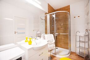 Golden Sun Apartments- Polanki