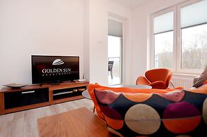 Golden Sun Apartments- Polanki