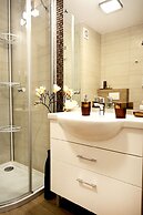 Golden Sun Apartments- Polanki