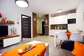 Golden Sun Apartments- Polanki