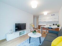 Golden Sun Apartments  - Solny