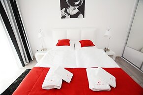 Golden Sun Apartments  - Solny