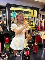 Ynys Arms