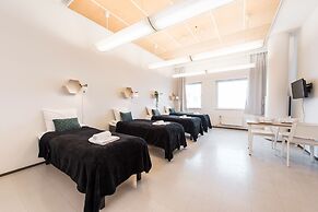 Forenom Hostel Helsinki Kutomotie