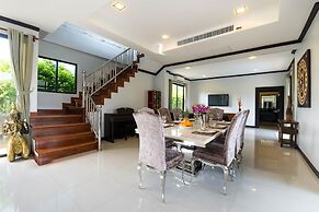 Grand Villa Luxury Holidays Phuket