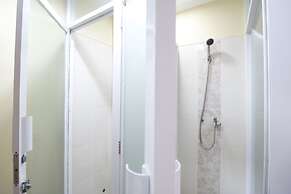 RedDoorz near ITC Cempaka Mas