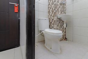 RedDoorz Plus @ K23 Rungkut Madya