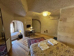 Karadut Cave Hotel