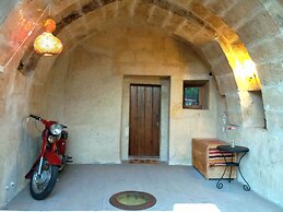 Karadut Cave Hotel