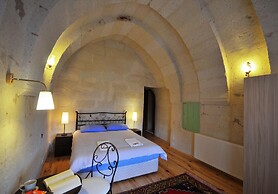 Karadut Cave Hotel